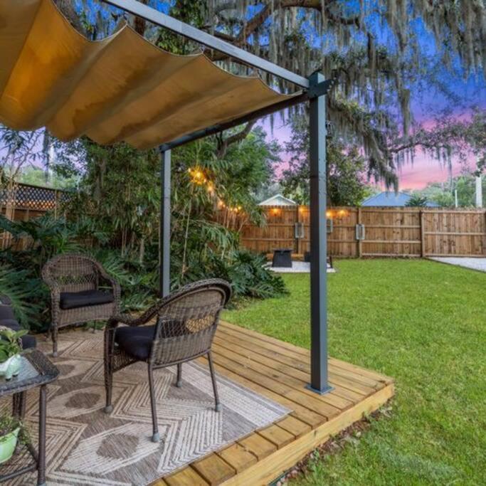 Quiet Get Away In A Vibrant Hébergement de vacances St. Augustine