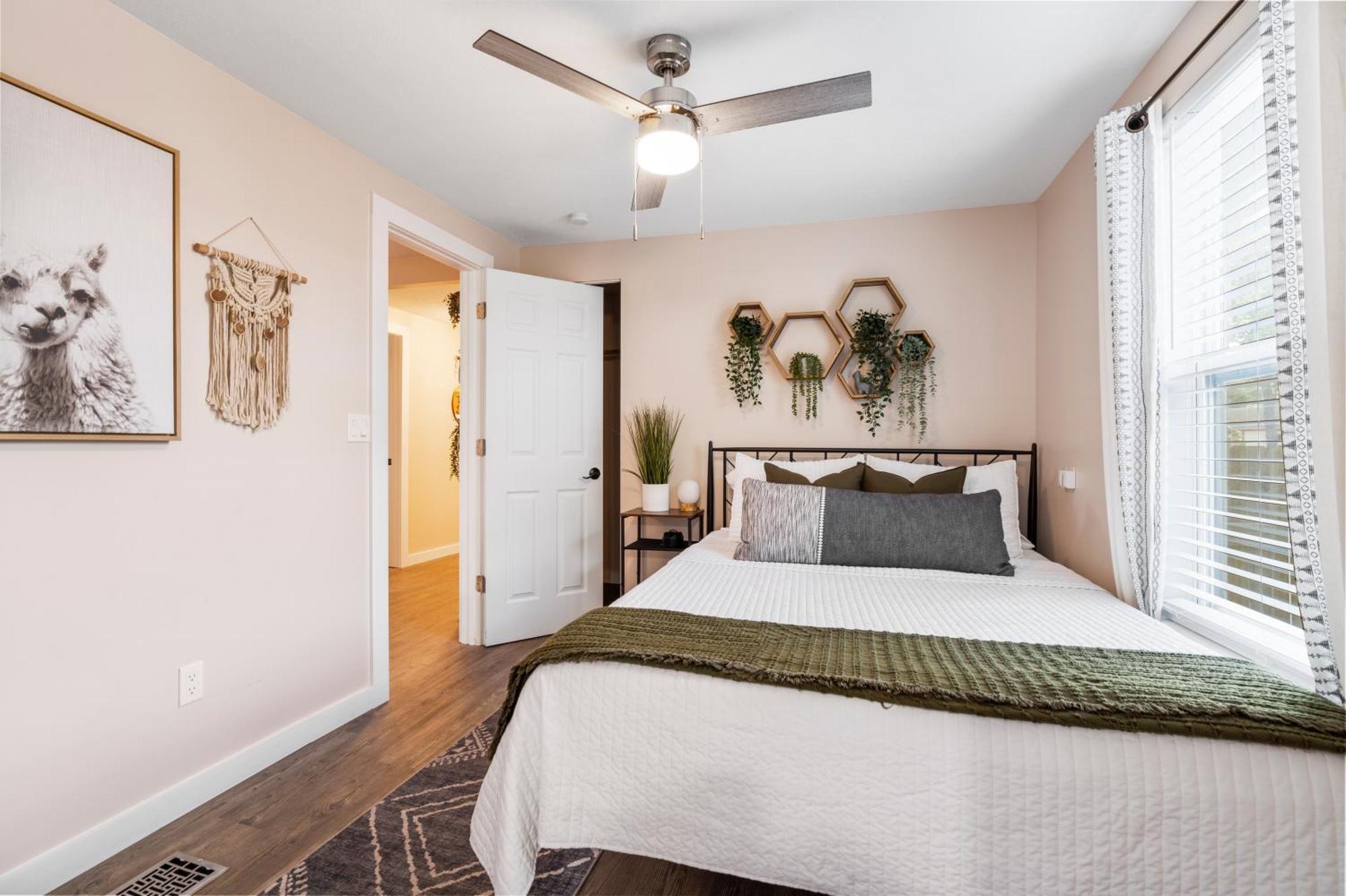 Quiet Get Away In A Vibrant Ferienhaus
